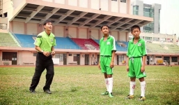 Video dạy bóng đá cơ bản (phần 5): Kĩ thuật chặn bóng và sút bóng