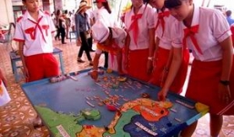 Thủ tướng Nguyễn Tấn Dũng trả lời về nội dung biển đảo trong SGK