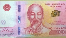 Chi phí phát hành tờ tiền mệnh giá 100 đồng làm kỷ niệm