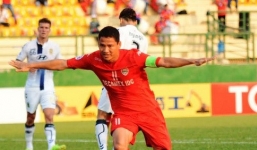 Giành chiến thắng lịch sử, B.Bình Dương được thưởng kỷ lục