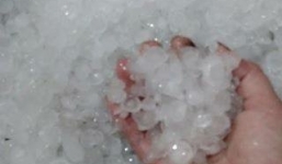 Mưa đá 'tấn công' Lào Cai