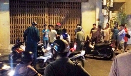 Người nước ngoài trộm iPhone 6 của quản lý nhà hàng bị camera ghi hình