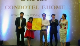 Người trúng thưởng hiến tặng 1kg vàng làm từ thiện