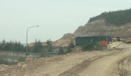 Hãi hùng phát hiện thi thể tài xế taxi ở ven đường