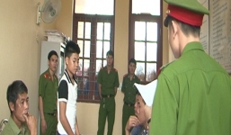 Mâu thuẫn, nam sinh lớp 9 đâm chết bạn