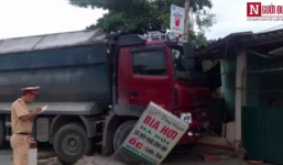 Video: Xe tải lao vào nhà dân, nạn nhân tàn phế suốt đời