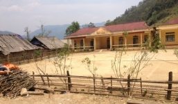 Tạm đình chỉ công tác thầy giáo bị tố dâm ô với 3 nữ sinh lớp 5