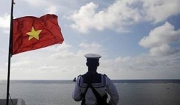 Giá dầu và vị thế của Việt Nam trong tranh chấp Biển Đông