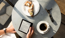 Amazon ra mắt máy đọc sách mỏng, nhẹ và đắt nhất thế giới