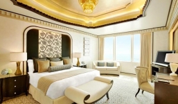 Đại gia ngủ một giấc mất trọn hàng trăm triệu đồng