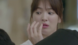 Cảnh hất điện thoại trong phim 'Hậu Duệ Mặt Trời' vào đề thi Vật lý