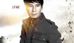 Lý Hải phóng môtô ra khỏi máy bay trong phim Lật Mặt 2