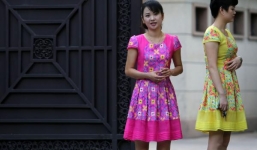 Triều Tiên cấm xỏ khuyên, buộc tóc đuôi ngựa, mặc quần bó sát