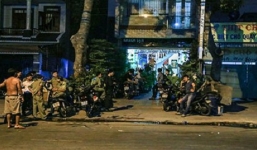 Hoảng hồn phát hiện một thanh niên bị đâm chết trong khách sạn