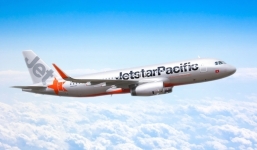 Máy bay Jetstar 2 lần hạ cánh bất thành do thời tiết xấu