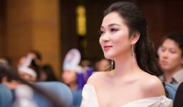 Ngỡ ngàng với nhan sắc của Hoa hậu Nguyễn Thị Huyền sau 12 năm đăng quang