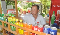 Vụ quán cà phê 'Xin chào': Đình chỉ công tác trưởng công an H.Bình Chánh