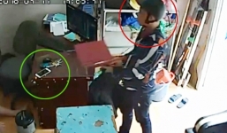 Video: Thanh niên trộm iPhone 6 ngay trước mắt nạn nhân trong 30 giây