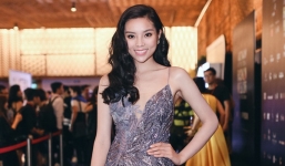 Hoa hậu Kỳ Duyên gặp sự cố trên thảm đỏ