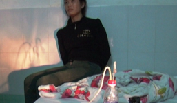 Bắt quả tang kiều nữ 'phê' ma túy đá cùng bạn trai trong khách sạn