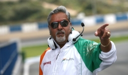 Nợ “ngập đầu” tài phiệt Ấn Độ bị Chính phủ hủy hộ chiếu