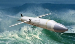 Xem 'sát thủ khổng lồ' của Nga phóng tên lửa Kalibr diệt mục tiêu