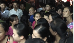 Dân mạng 'dậy sóng' với clip cả họ đi đánh ghen cặp đôi ngoại tình