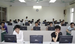 Ngày 5/5, gần 70.000 thí sinh dự thi đợt 1 vào Đại học Quốc gia Hà Nội