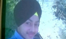 Tự bắn súng vào đầu khi chụp ảnh tự sướng