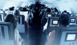 Người đàn ông bị trộm hơn 500 triệu đồng ngay trên máy bay