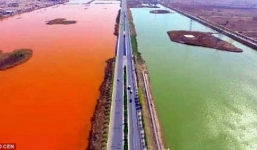 Kì lạ những dòng sông bất ngờ hóa đỏ