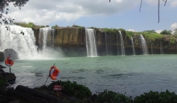 Tìm thấy thi thể nam thanh niên rơi xuống thác khi chụp ảnh