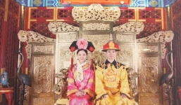 Facebook sao Việt: Văn Mai Hương tự nhận mình là Hàm Hương trong 'Hoàn Châu Cách Cách'