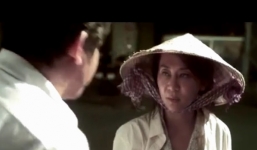 Kỳ Duyên giận dữ đáp trả khi bị 'gạ gẫm' ở chợ