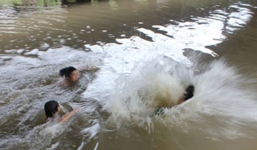 Liên tiếp nhiều vụ học sinh chết đuối trong 1 tháng