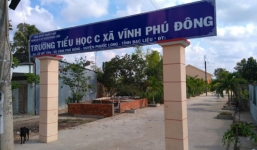 Hiệu trưởng bị tố sàm sỡ nữ sinh trần tình