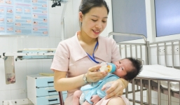 Mẹ bỏ rơi con gái 2 ngày tuổi ở bệnh viện