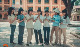 Bộ kỷ yếu khiến dân mạng ngạc nhiên, còn thế hệ 7x, 8x rưng rưng ký ức