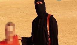 IS 'khoe' hành quyết nữ điệp viên Nga