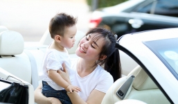 Vy Oanh lái siêu xe tiền tỷ đưa con trai đi dạo phố Sài Gòn