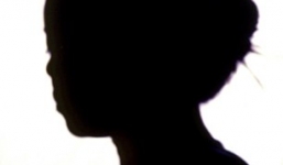 Bị lạm dụng tình dục, cô gái xin chết vì ám ảnh