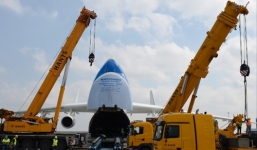 Video: Cận cảnh máy bay vận tải lớn nhất thế giới