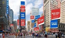 Dân mạng chế ảnh hài hước về tuyến phố 'đồng phục xanh đỏ'