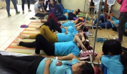 Hơn 50 công nhân nhập viện sau bữa ăn trưa