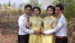 Hai anh em sinh đôi làm đám cưới với hai chị em sinh đôi ở Cà Mau