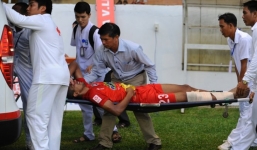 Tiền đạo chủ lực của HAGL bị gẫy chân