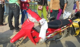 Để lại khăn tang trên xe máy, nam thanh niên nhảy cầu tự tử