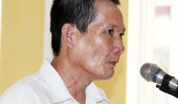 Chồng đâm vợ tử vong ngay sau khi kết thúc phiên tòa