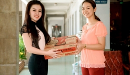 Janny Thủy Trần cùng Anh Tài và Huỳnh Trí Thông đi từ thiện