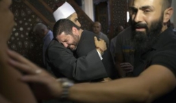 Phát hiện nhiều phần thi thể hành khách máy bay Ai Cập